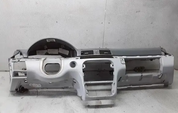 Mercedes-Benz S W220 Dashboard A2206800187