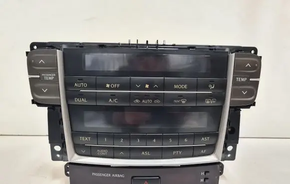 Lexus IS 220D-250-350 Climate control unit 8401053030 9516165 R758950