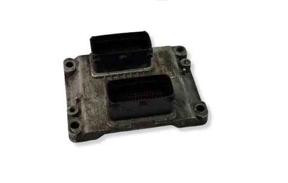 Opel Corsa C Engine control unit/module 0261207421 26SA8095 2443795