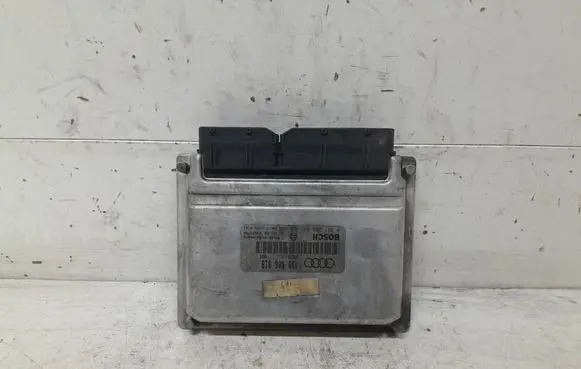 Audi A4 S4 B5 8D Engine control unit/module 4B0906018 0261206042