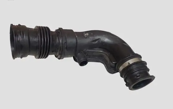 Ford Fiesta Air intake hose/pipe
