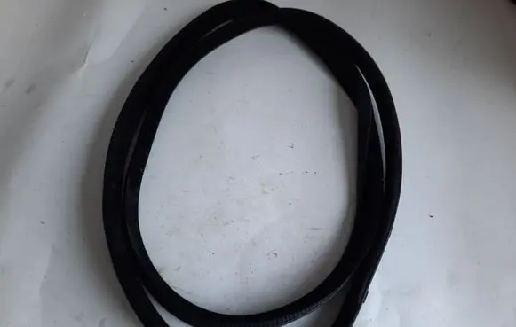 Audi A4 S4 B9 Rear door rubber seal (on body) 8X23F253A10