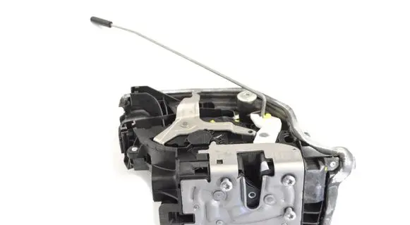 BMW 8 G14 Front door lock 7477688
