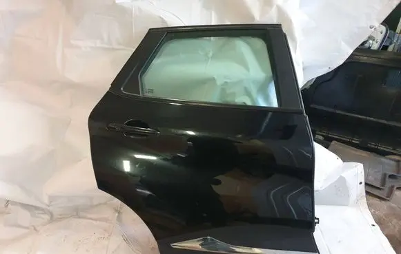 Renault Captur Rear door 