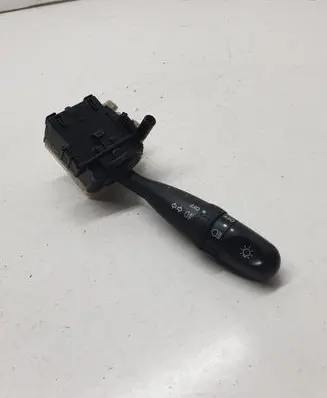 Toyota RAV 4 (XA20) Indicator stalk 1736482