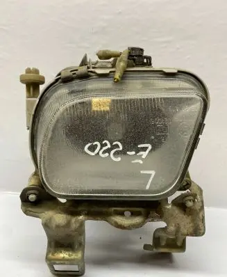 Mercedes-Benz E W210 Front fog light 1305233160