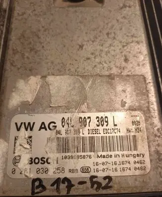 Audi A4 S4 B9 Engine control unit/module 0281030258 04L907309L