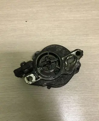 Suzuki SX4 Vacuum pump