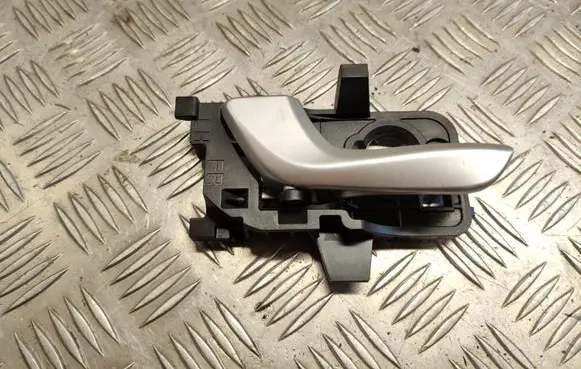 KIA Rio Front door interior handle 82613H8500 PA6GF20