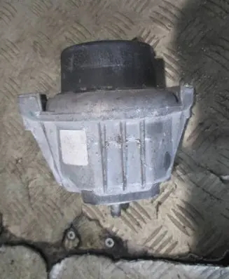 BMW 1 E81 E87 Engine mount vacuum valve 