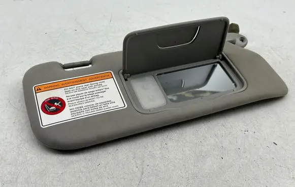 Sun visor