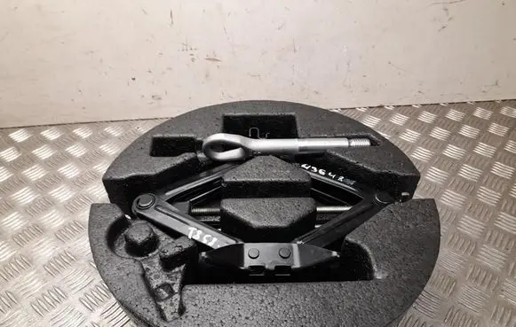 Mercedes-Benz B W247 Tool box 30633987