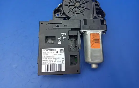 Front door window regulator motor