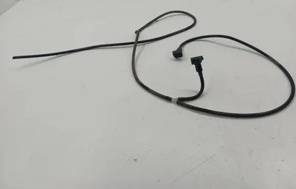 KIA Sorento Windshield washer spray nozzle 