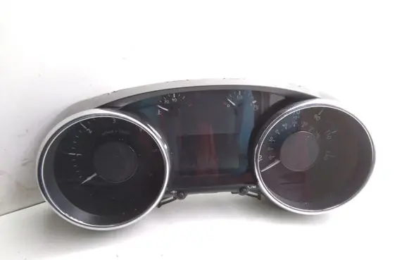 Peugeot 5008 Speedometer (instrument cluster) 9674982480 9676464680