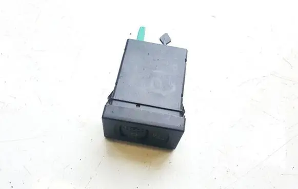 Volkswagen PASSAT B5.5 Seat heating switch 3b0963563c