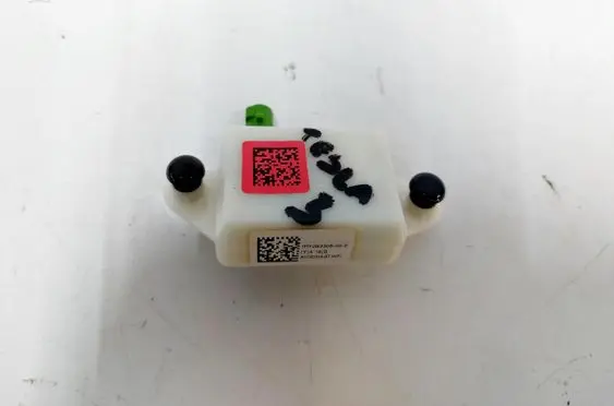 Tesla Model 3 Antenna control unit 1093306-00-E