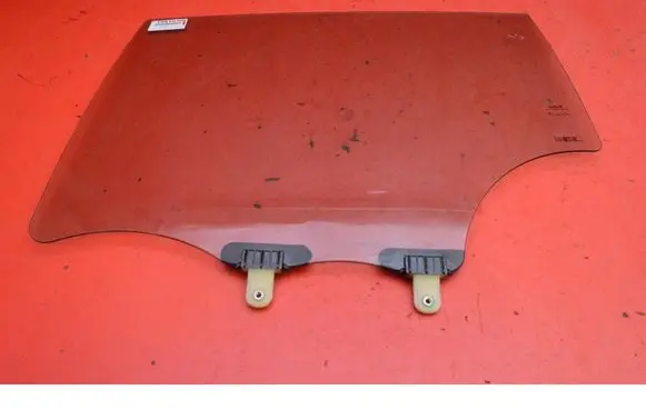 KIA Sportage Rear door window glass 