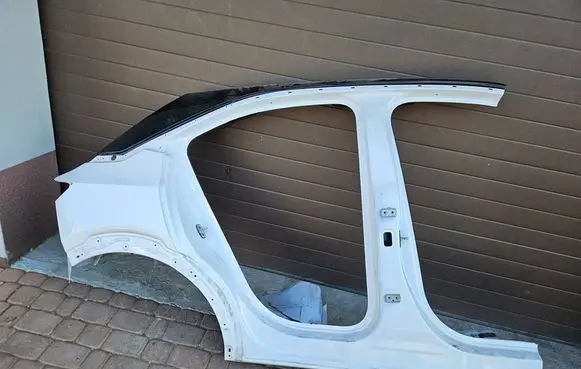Opel Mokka B Side car body part 5O5P5L5E5X1760