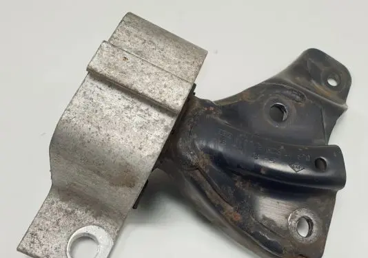 Dacia Sandero Engine mount vacuum valve 420742