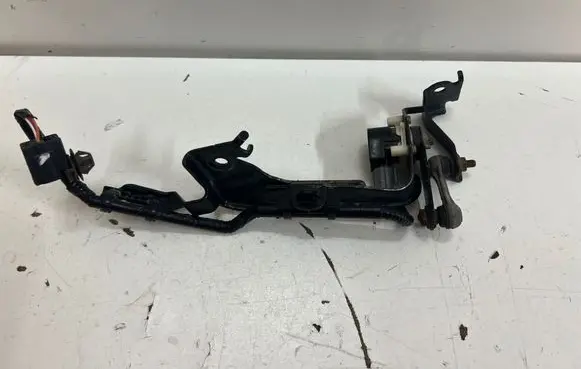 Honda Civic X Headlight/headlamp level sensor 