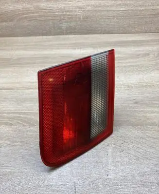 BMW 3 E46 Tailgate rear/tail lights 8368759