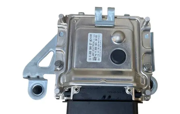 Mercedes-Benz C W205 Reducing agents exhaust control unit A0009006706 A0009012003 0281031381