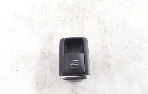 Mercedes-Benz C W204 Electric window control switch A2049055502 10021838