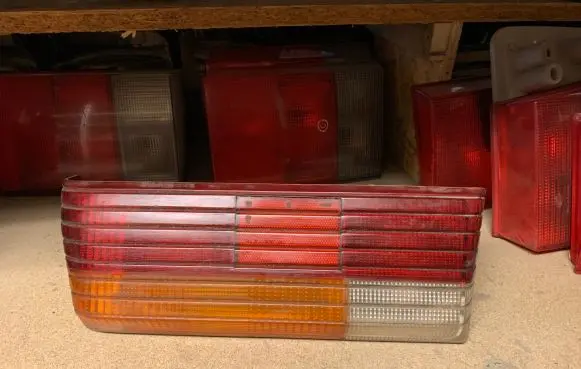 Peugeot 305 Rear/tail lights