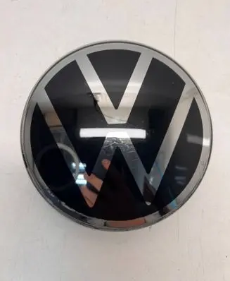 Volkswagen Polo VI Manufacturer badge logo/emblem 5H0853601N 256626
