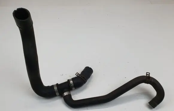 Mercedes-Benz A W176 Engine coolant pipe/hose