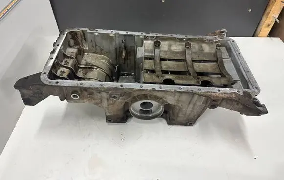 Land Rover Range Rover L322 Oil sump 7504653 A046000