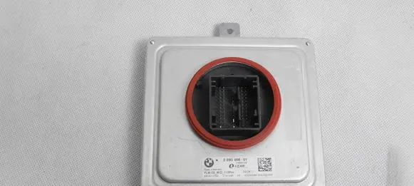 BMW 8 G14 LED ballast control module 2590466