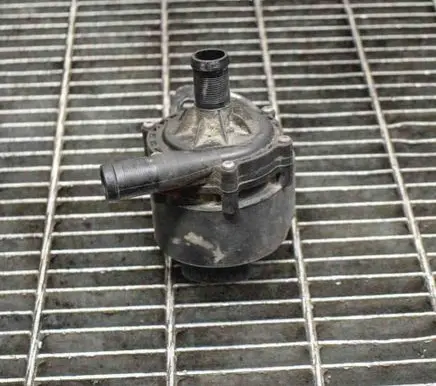 Tesla Model X Electric auxiliary coolant/water pump 103534800F