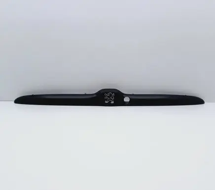 Peugeot 206 Trunk door license plate light bar 9624600677