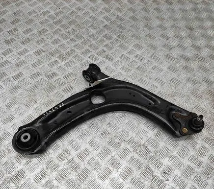 Volkswagen PASSAT B8 Front lower control arm/wishbone 3Q0407152E