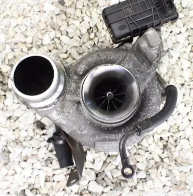 BMW 7 F01 F02 F03 F04 Turbo 7799759