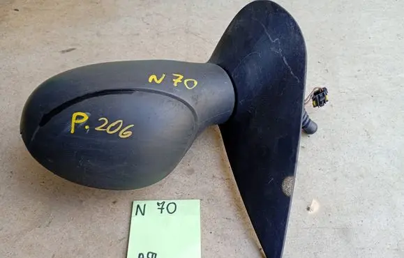 Peugeot 206 Front door electric wing mirror 5689989856