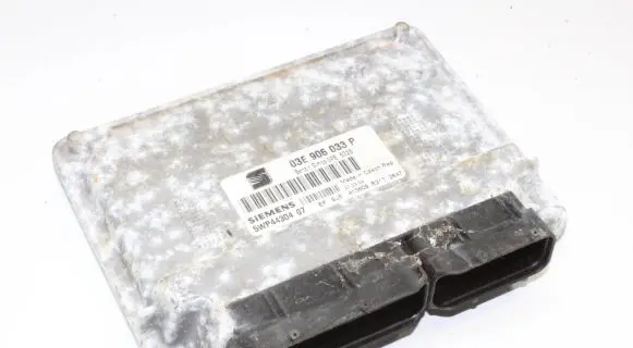 Volkswagen Polo Engine control unit/module 03E906033P