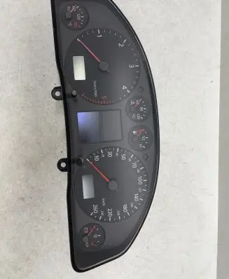 Audi A6 S6 C5 4B Speedometer (instrument cluster) 4B0920900F 110008947008
