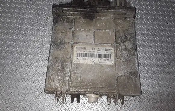 Renault Laguna I Engine control unit/module 0281001766 28SA3860