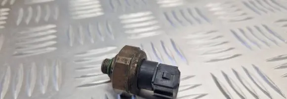 Mercedes-Benz S W220 Air conditioning (A/C) pressure sensor 1408300072 4990007060