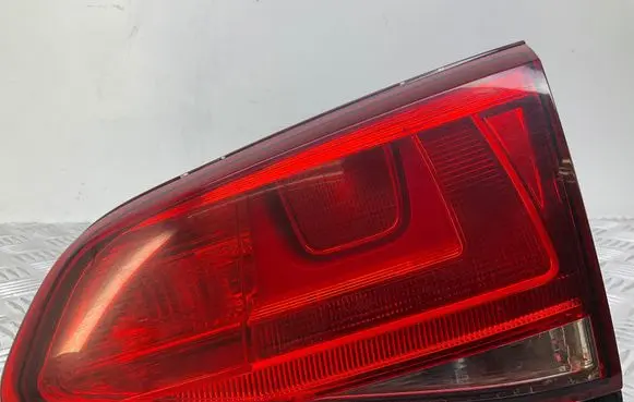 Volkswagen Golf VII Tailgate rear/tail lights 5G0945094AD