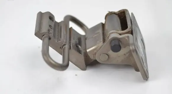 Audi A6 S6 C6 4F Rear door lower hinge 8E0833412E