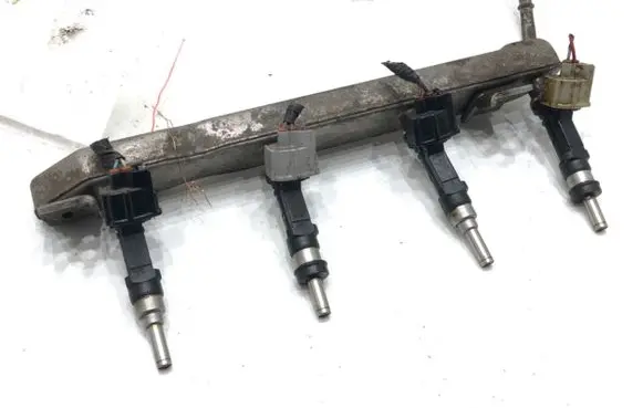 Fuel main line pipe