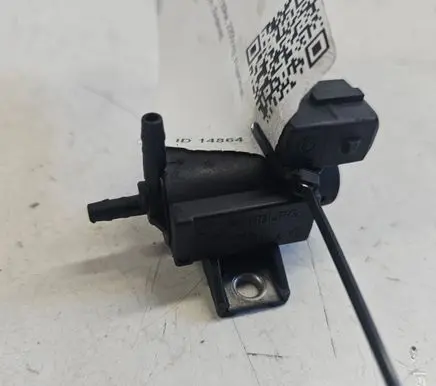 Lexus IS 220D-250-350 Turbo solenoid valve 72828606