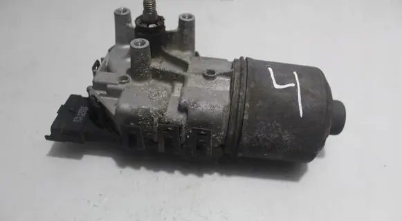 Peugeot 206 Wiper motor 0390241523