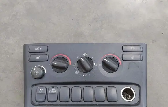 Volvo S80 Climate control unit 9494247