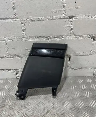 BMW 5 GT F07 (B) pillar trim (bottom) 1751601