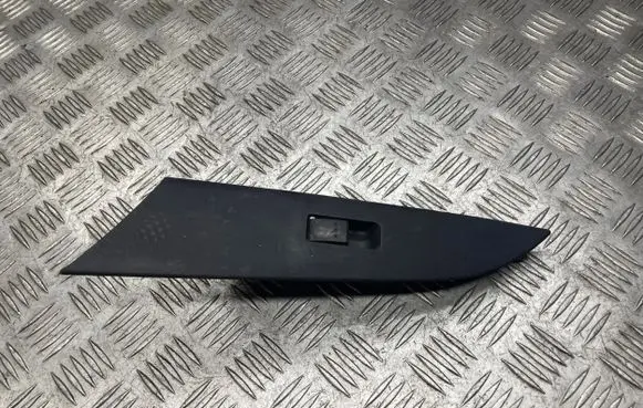 Mazda 3 I Electric window control switch BP4K66370 03123100